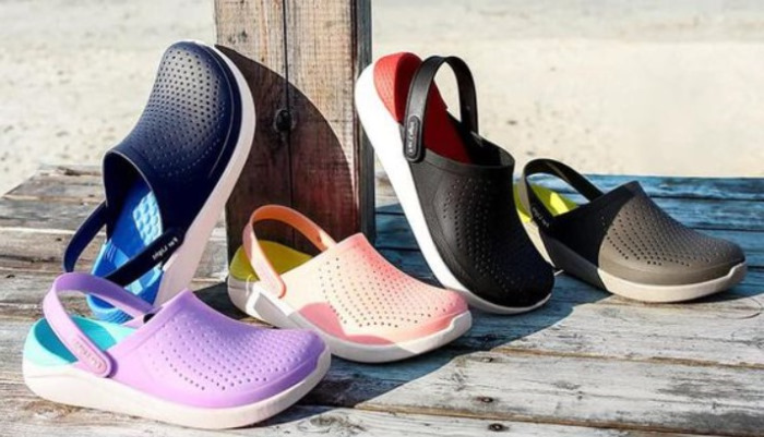 Do Crocs Run Big Or Small? (With Detailed Sizing Charts) | Chooze Shoes