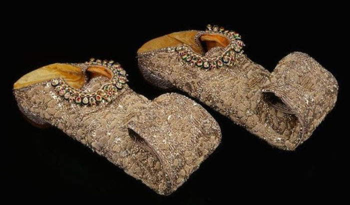 Nizam Sikandar Jah $160000