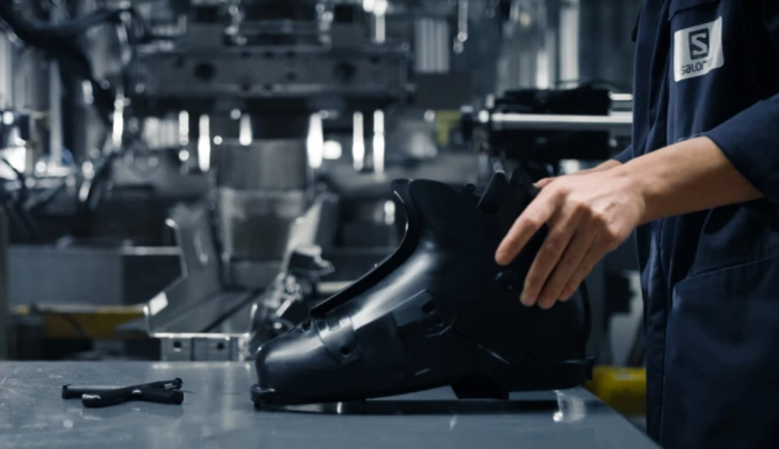 Salomon Shoes production