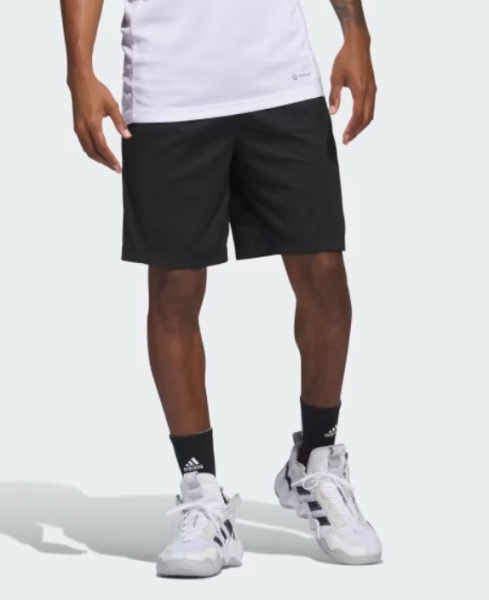 high top with sporty Shorts
