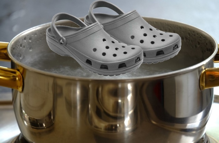 use hot water to stretch Crocs