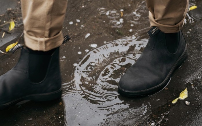 Blundstone in rain